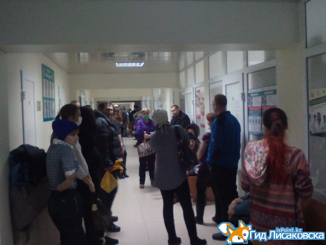 Гражданам Казахстана необходимо пройти регистрацию в местных поликлиниках до 31 июня